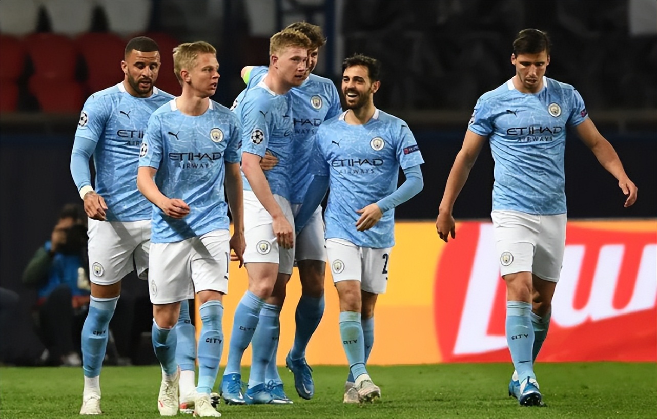 那一晚，牛棚撑住了一切