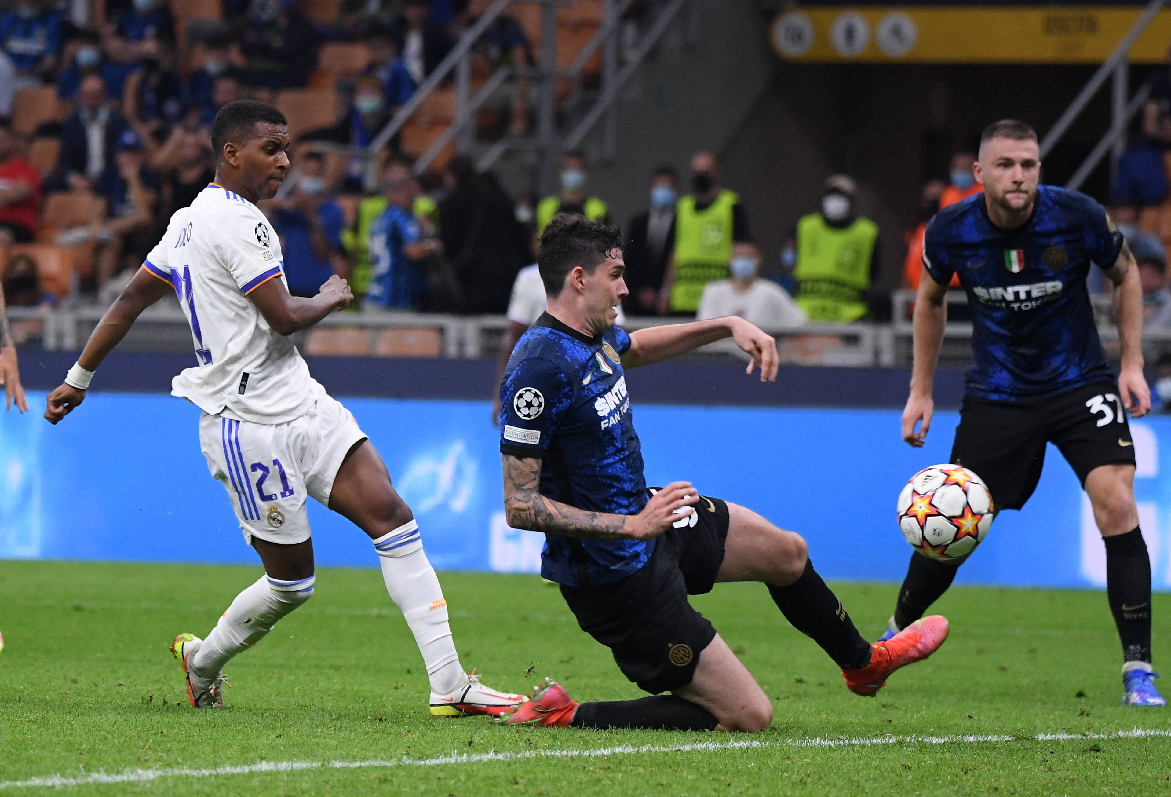 国米稳居积分榜前列