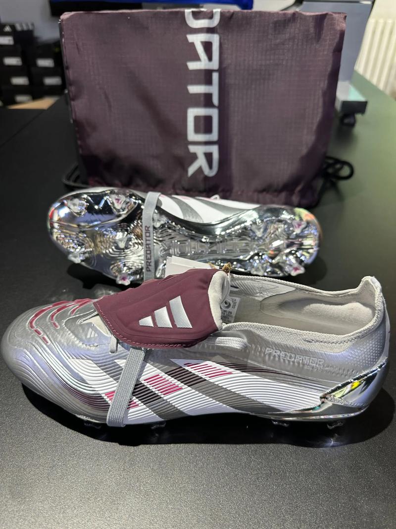 跟队：坎塞洛告知国米巴萨承诺要签他，因此他会先等巴萨行动