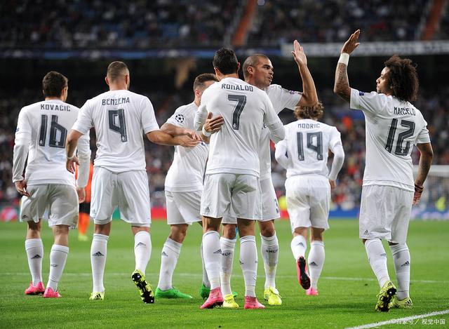 名记：快船将与雷杰·丹尼斯签下双向合同，填补保罗空缺